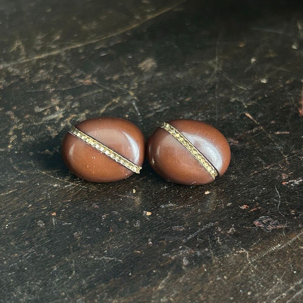 Vintage Art Deco Brown Oval Gold Inlay Buttons